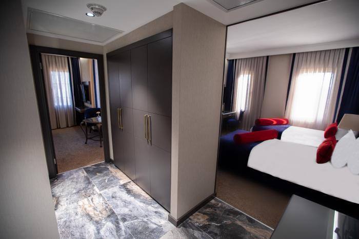 Grand Cevahir Convention Center Otel