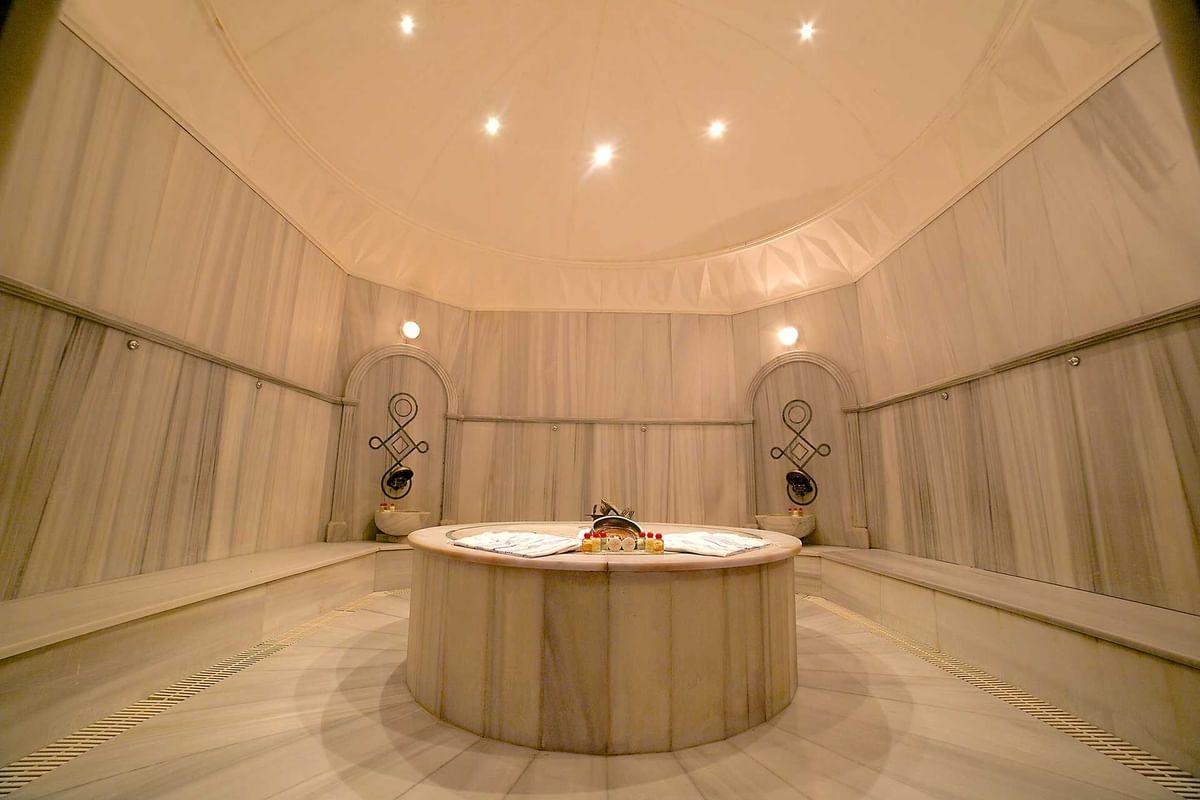 Otel Grand Cevahir Convention Center 5*