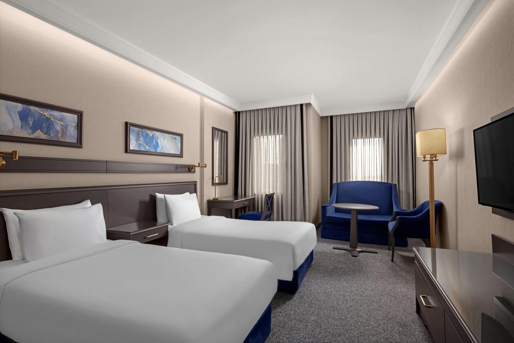 Grand Cevahir Convention Center Otel