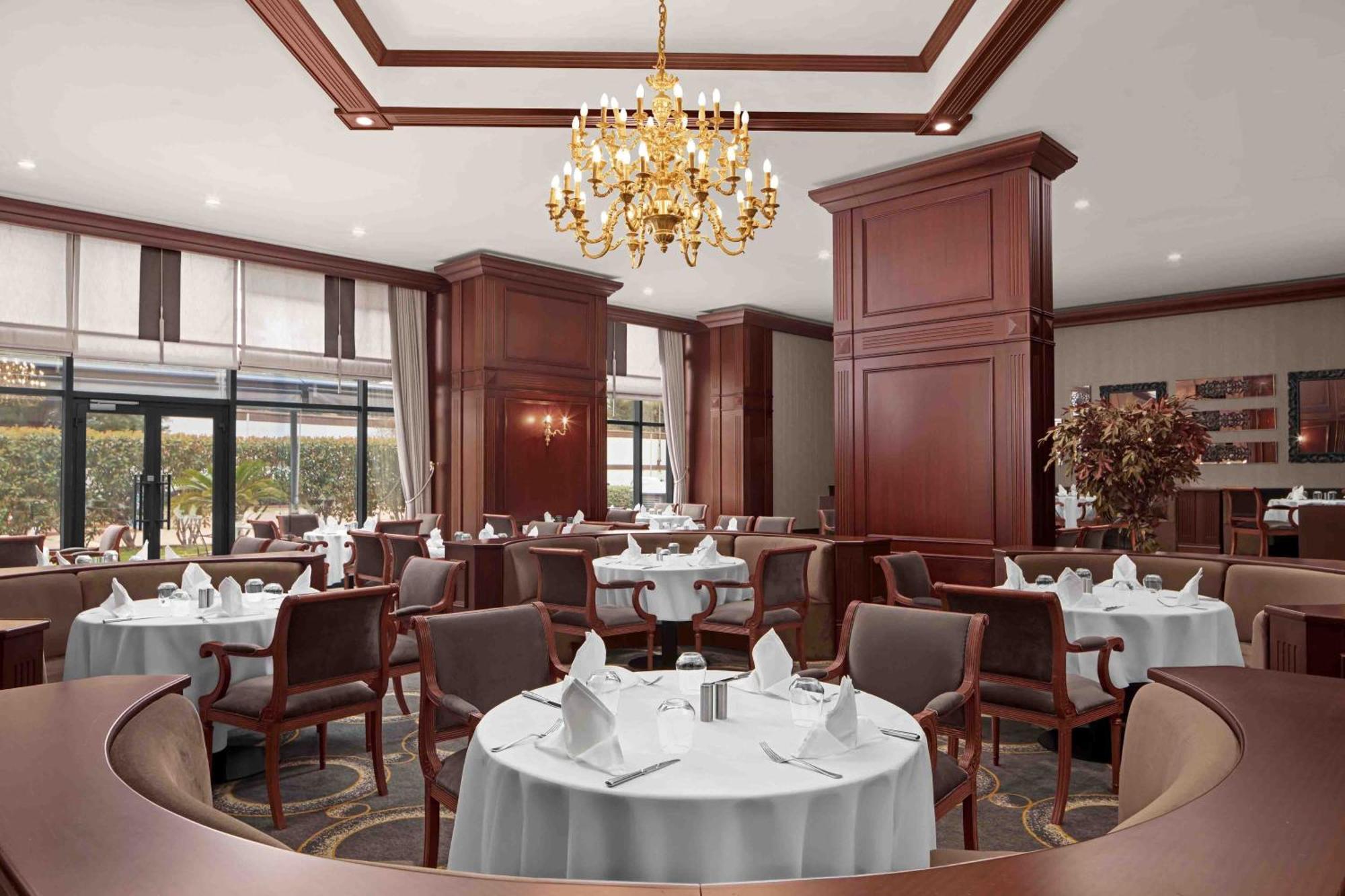 Otel Grand Cevahir Convention Center İstanbul